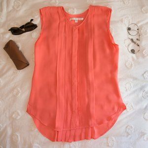 Veronica Beard Peach Sleeveless Button Down Blouse